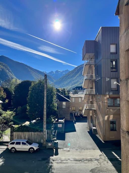 Central & Cosy Bagneres-de-Luchon Exterior photo